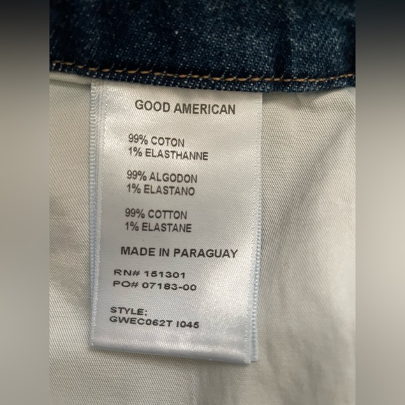 NWT Good American The Weekender High Rise Loose Fit Raw Hem Distressed Blue - Picture 4 of 8
